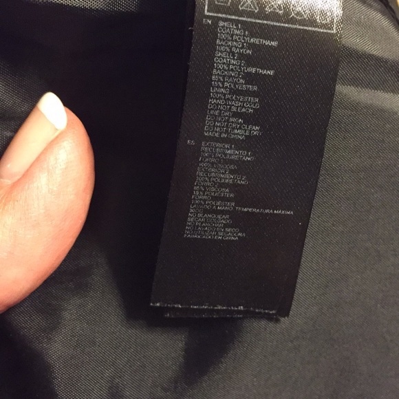 FOREVER 21 BLACK QUILTED FAUX LEATHER BLACK SHORTS - Picture 7 of 7